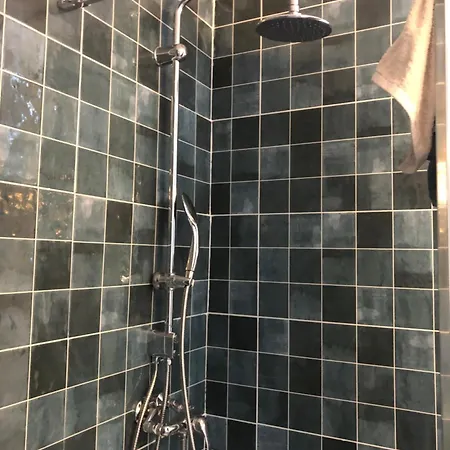 Ancienne Maison De Pecheurs 拉诺维勒港