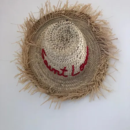 Ancienne Maison De Pecheurs *